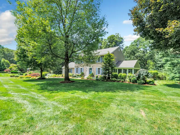 23 Finchwood Drive, Trumbull, CT 06611