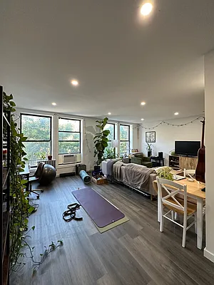 Rented by Corcoran | media 3