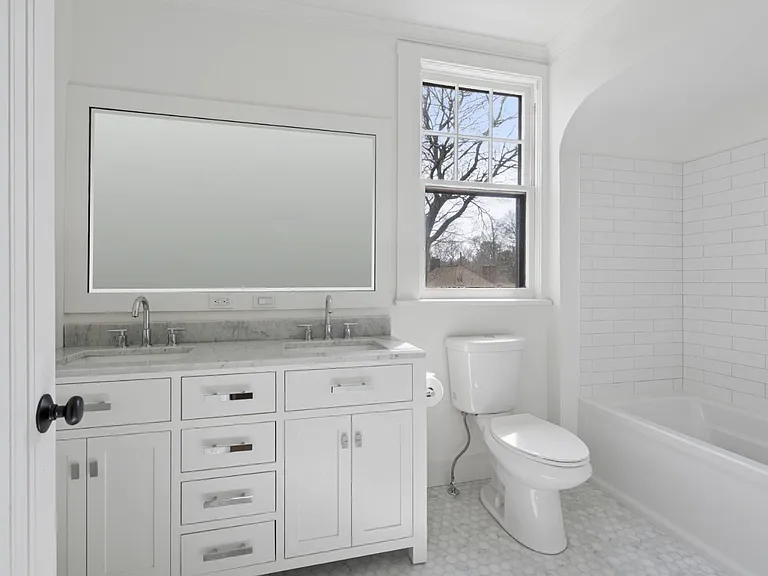 18 Lake Side Dr — Photo 14