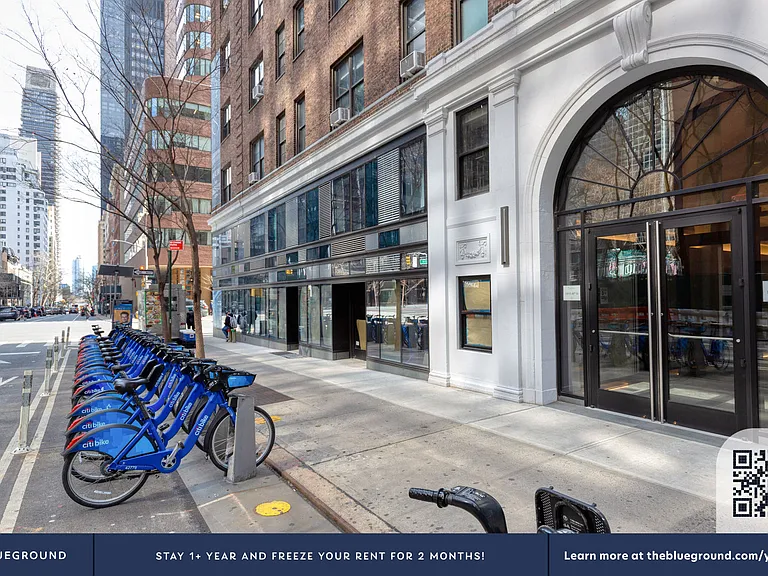 160 E 48th St #12M — Photo 28