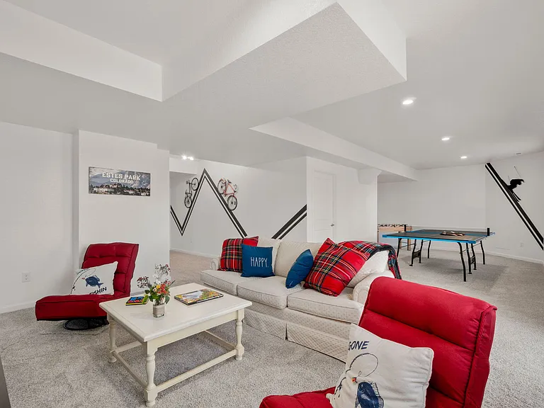 Gaming Chairs for Adults or Kids - Custom Decorative Walls