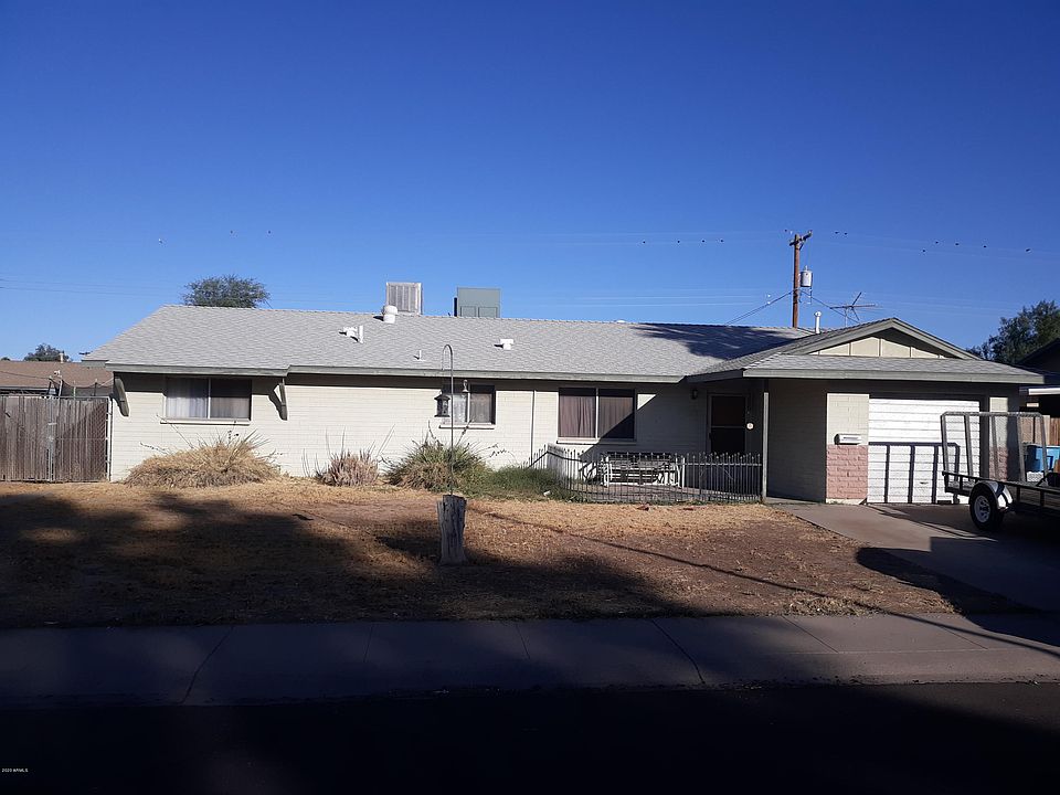2nd image of 7716 W Indianola Ave
