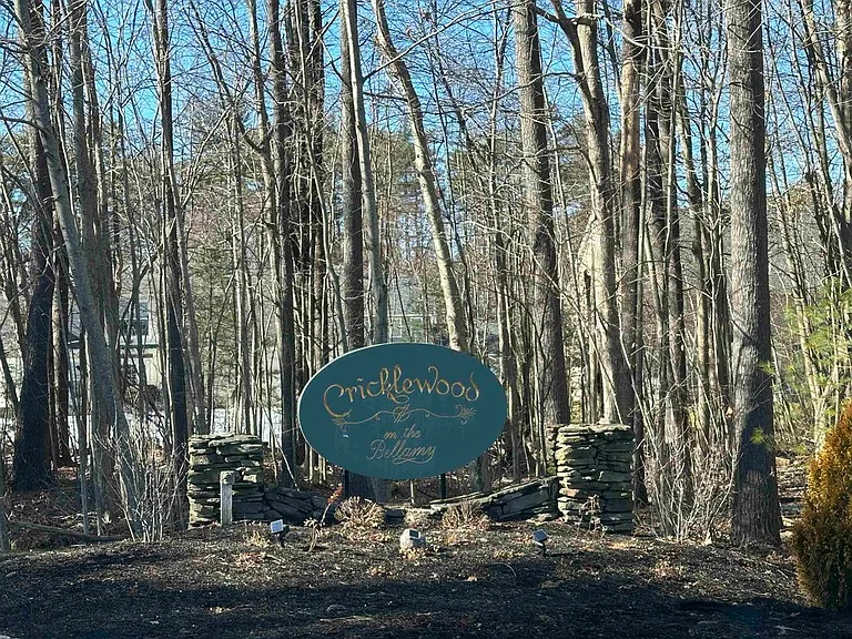 33 Clearwater Dr — Photo 19