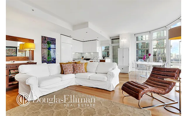 Sold by Douglas Elliman | media 22