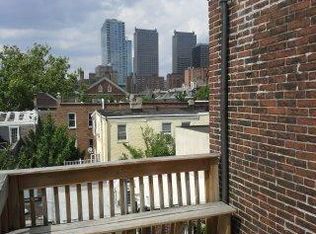 2205 Spruce St APT 3R, Philadelphia, PA 19103