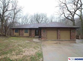 17902 Pioneer Trl, Plattsmouth, NE 68048