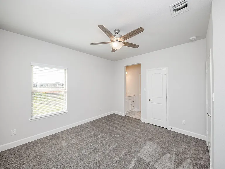 29819 Breezy Pines Loop — Photo 43