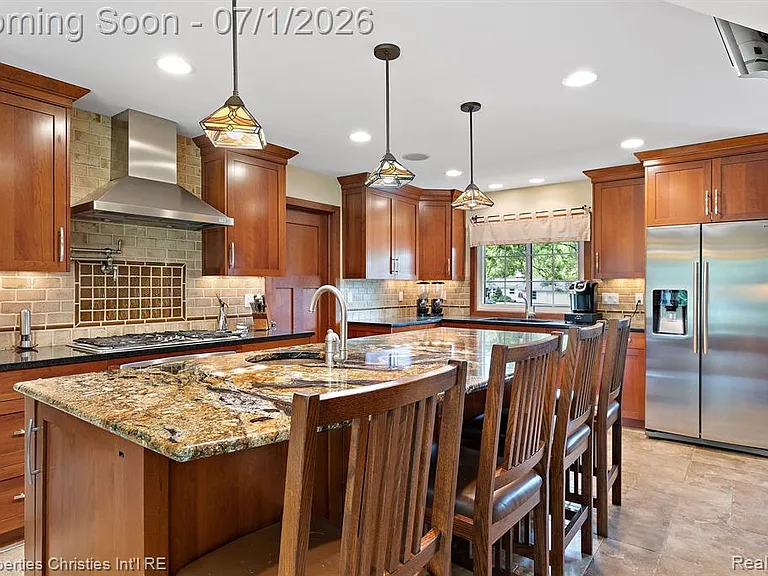 1760 Cedar Hill Dr — Photo 12