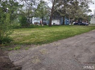 405 Studebaker St, South Bend, IN