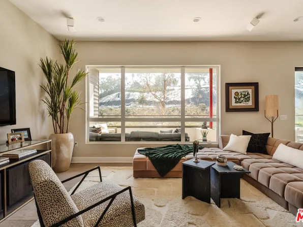 12765 W Bluff Creek Dr #1, Los Angeles, CA 90094