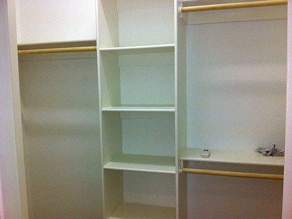 Walk-in closet - dual master