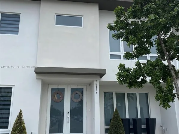 10424 NW 63rd Ter, Doral, FL 33178