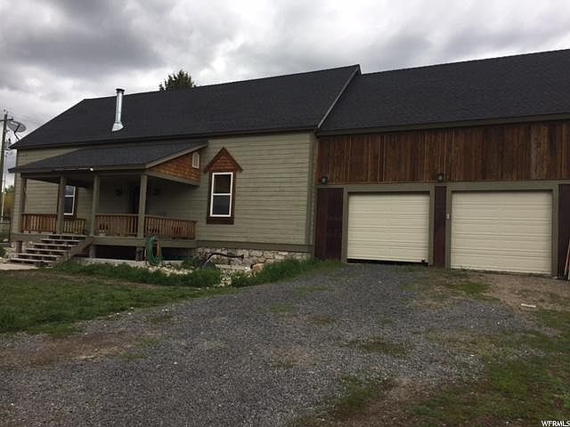 1st image of 1566 E Woodruff Ln
