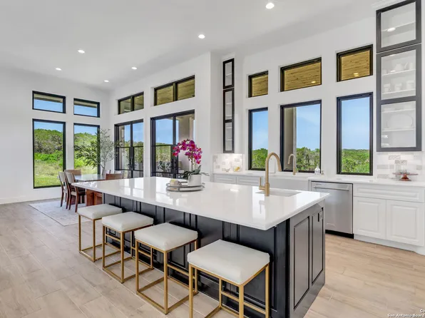 364 Pr 2771, Mico, TX 78056