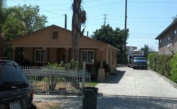 2nd image of 837 N Angeleno Ave