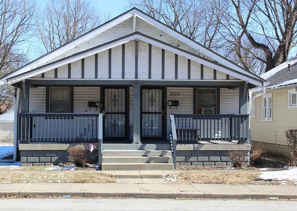2nd image of 3719 Boulevard Pl