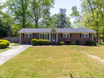 4 Strand Ct, Taylors, SC, 29687