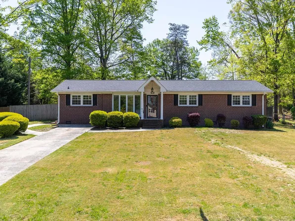 4 Strand Ct, Taylors, SC 29687