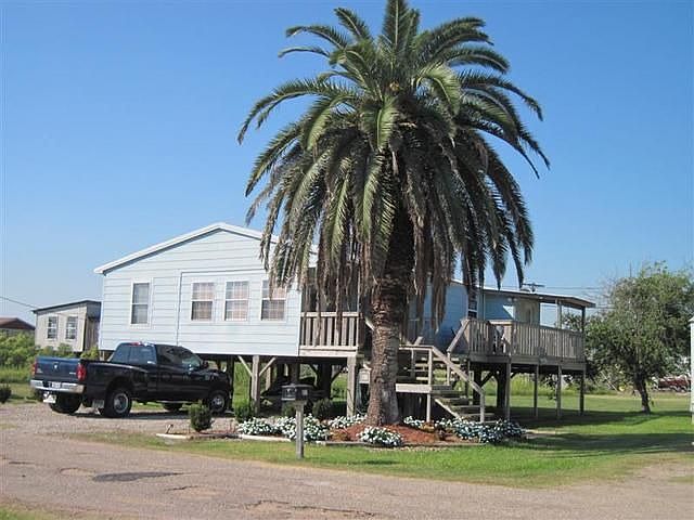 1st image of 1627 Edgewater Dr #(cr441c)