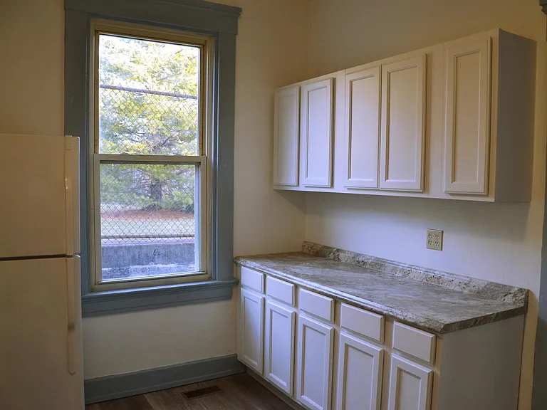 522 W McMicken Ave #2 — Photo 8