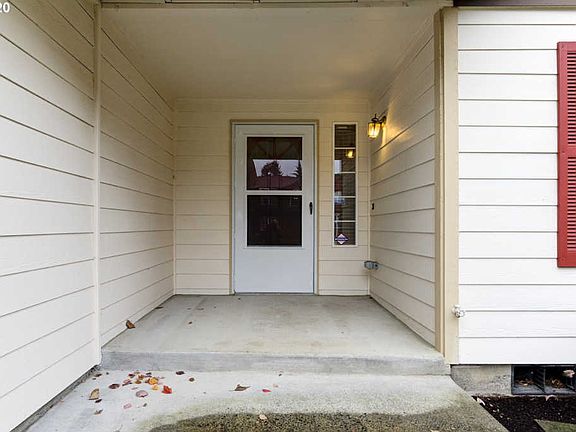 2nd image of 3520 NE 158th Ave