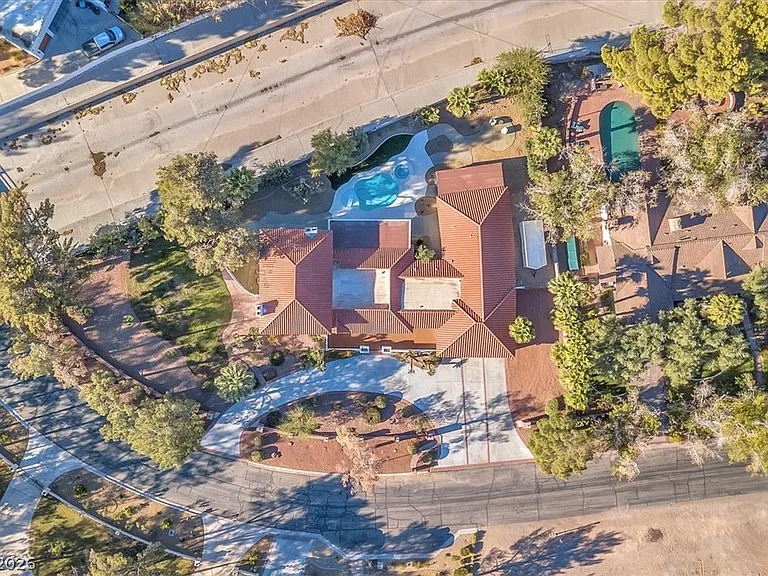2868 Vista Del Sol Ave — Photo 41