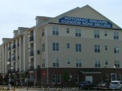 21216 McFadden Sq Unit 307, Sterling, VA, 20165