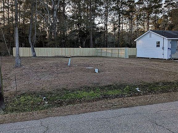 4th image of 23A 5th St