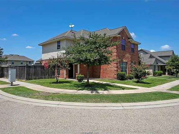 2nd image of 3863 Oldenburg Ln