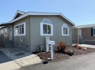 220 Pear Ln, Santa Rosa, CA 95407