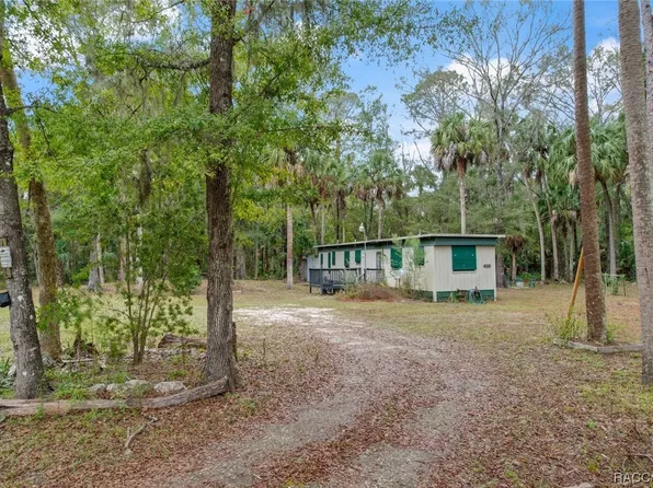 19550 SE Butler Rd, Inglis, FL 34449