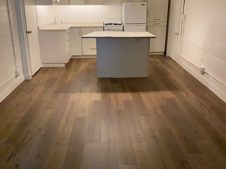 1760 E Lakeshore Dr — Photo 1