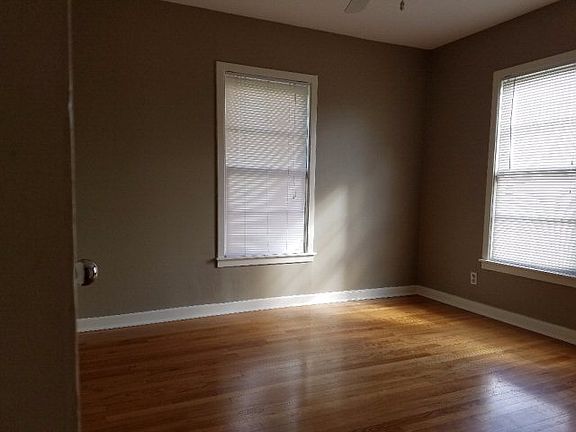 5th image of 608 E Mesquite Ln