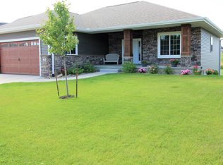 757 Eastview Ave, Marion, IA 52302