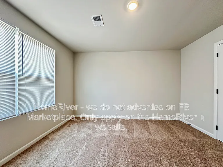 437 Chedworth Dr — Photo 12