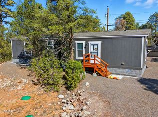 3373 Mogollon Dr, Overgaard, AZ 85933