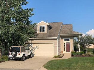 2998 Raspberry Ln, Holland, MI 49424