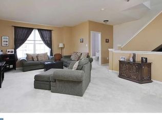 145 Acorn Dr, Mount Royal, NJ 08061