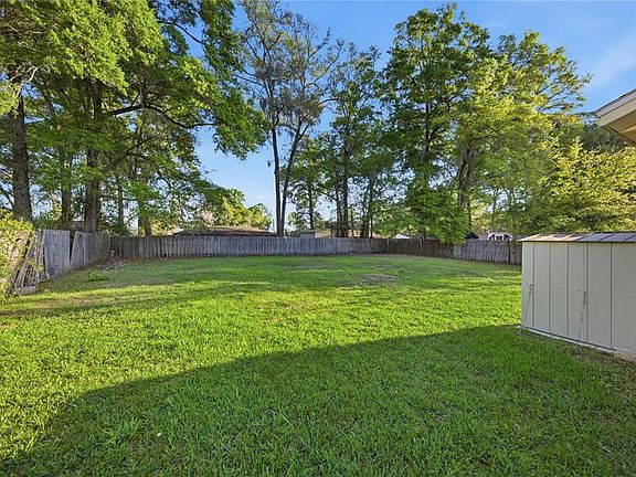 4th image of 3703 SE 67th Pl
