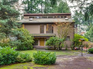 7785 SW West Slope Dr, Portland, OR 97225