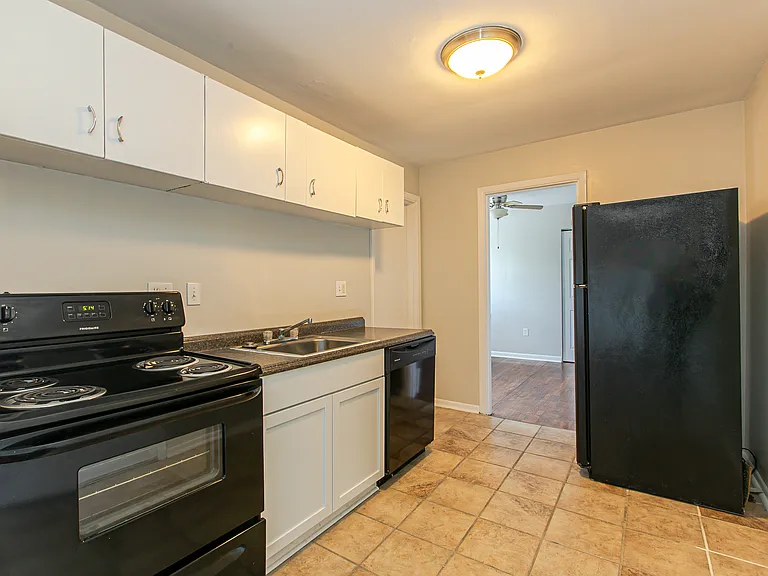 4118 Eileen Dr #5 — Photo 5