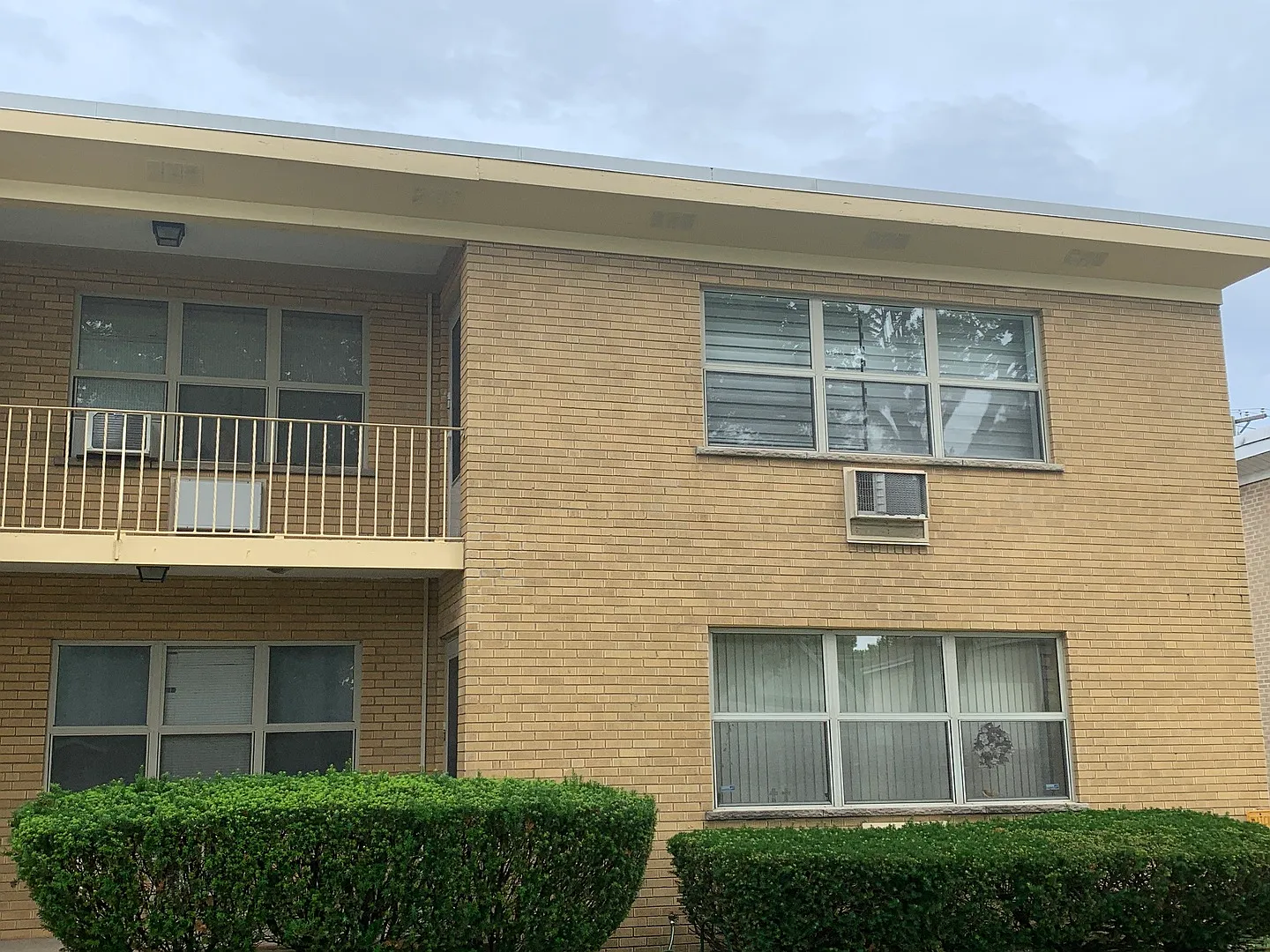 2 bed, 875 sqft, $1,850 — Photo 1