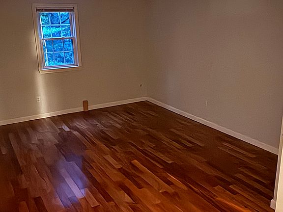 4th image of 124 High St #1