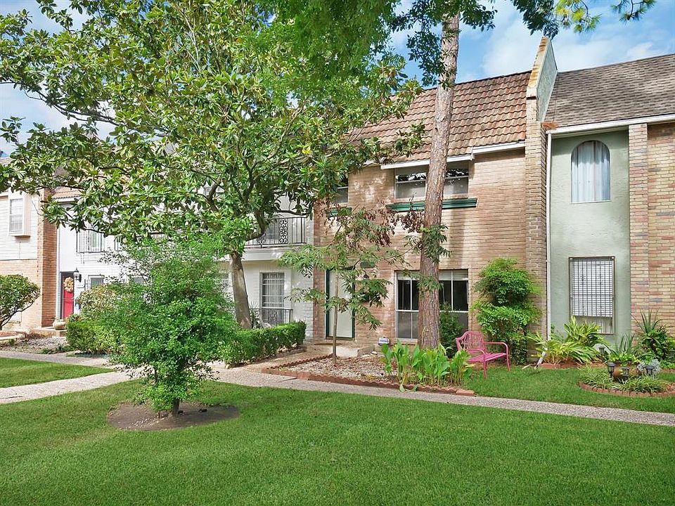 1st image of 10774 Briar Forest Dr #6-12