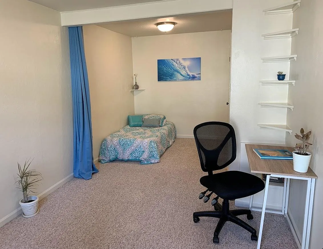 1 bed, 400 sqft, $2,575 — Photo 1