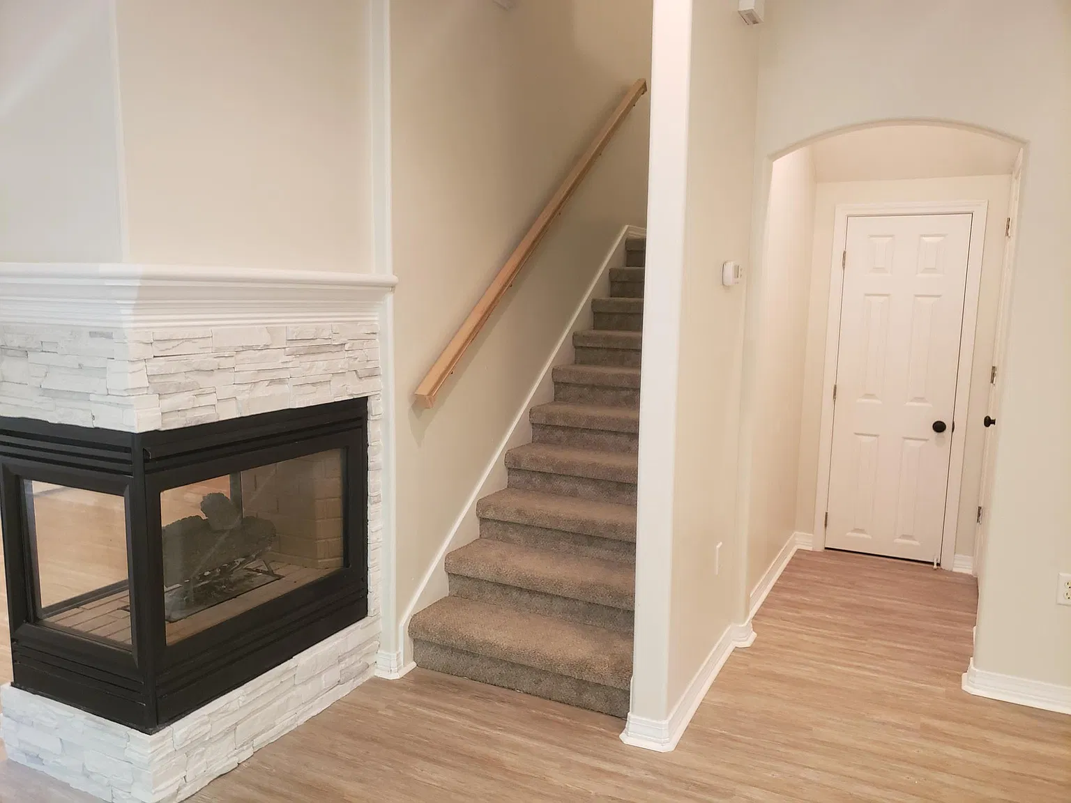 3 bed, 1722 sqft, $2,450 — Photo 4