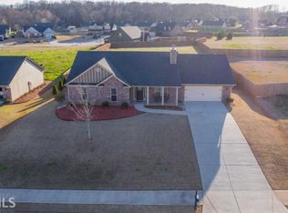734 Lake Vista Dr, Jefferson, GA 30549