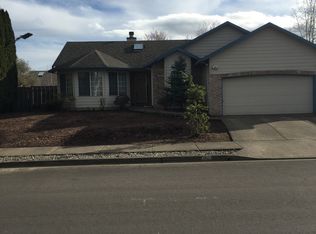 678 NE Valarie Ct, Hillsboro, OR 97124