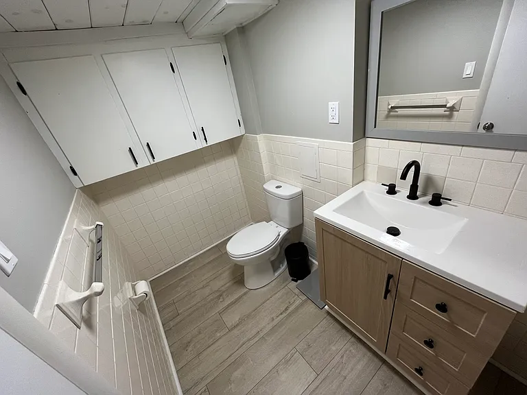 5019 Oxford St — Photo 21