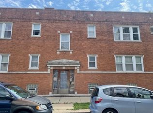 3925 W Wellington Ave #1F, Chicago, IL 60618